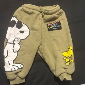 Zara Kids Olive Joggers with Snoopy and Woodstock
